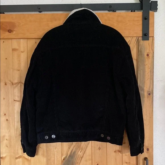 Forever 21 Black Sherpa-Lined Jacket - Picture 4 of 5